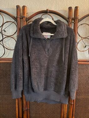 Cozy Half-Zip Sherpa Pullover - Charcoal